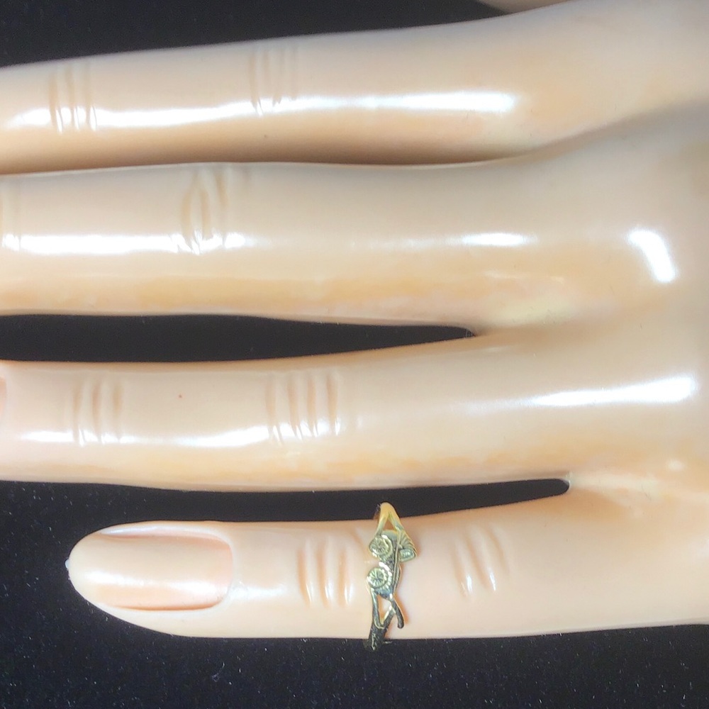 COPY - 14 KT gold baby carriage/stroller ring toddler sz2